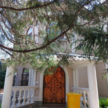 Room Hostel Dostyk Almaty Bagian luar foto