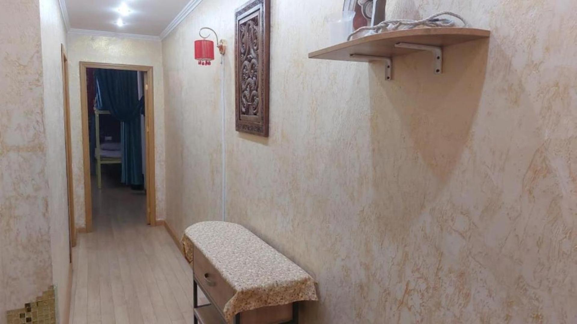 Room Hostel Dostyk Almaty Bagian luar foto
